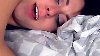 Morning fuck with hot Luna and a huge cock