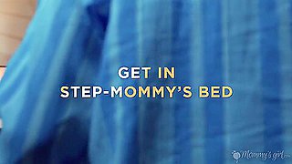 Get In Step-mommy With Christie Stevens And Freya Parker
