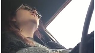 Teen Flashes Tits While Driving