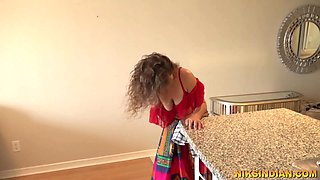 Old Maid In Saree Fucked By Young Dude - Sex Movies Featuring Niks Indian