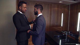 2 Wet - MENatPLAY