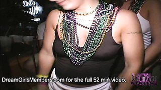 Lady's up the skirt sex by DreamGirls Members