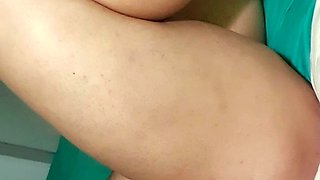 Cumshot amateur MILF suck and jerks dude in the bedroom