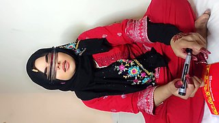 Pakistani Beautiful Student Handjob-clear Hindi Audio