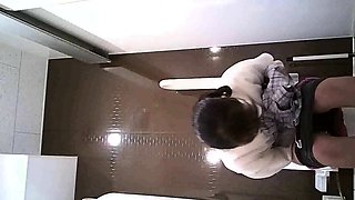 Amateur Asian Webcam Strip Masturbation