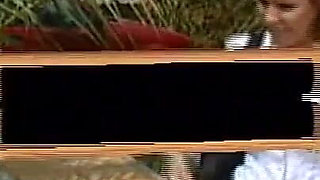 An Innocent Beautiful Woman Who Is Good at Romance and Sucking Cock so She Fucks