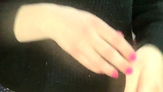 Big boob brunette masturbates on webcam