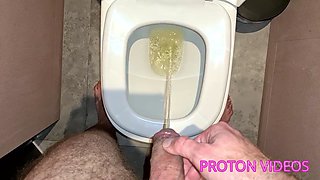 Fucking the Young Pornstress Paola Gurgel in the Showers - PissVids
