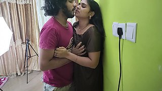 Vaishnavy and Sharun Raj Nighty Hot Romance, Nighty Boobs Kiss and Ass Lick with Pussy Kiss, Mallu Couple Hot Romance, Mallu Hot