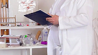 Muslim Girl Zeynep Rossa Made to Cum in Gyno Chair by 2 Doctors