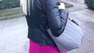 Fucked And Facialized In Cameltoe Leggings By A Stranger With Lara Cumkitten