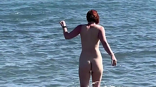 I Love It When Cool Waves Caress My Naked Body