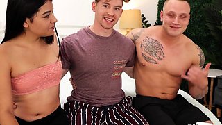 BiGuysFuck Yulissa Fox - Beef Cake On The Bottom Maximus