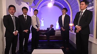 Office Lady Plays Swimsuit Model - Aika Yumeno