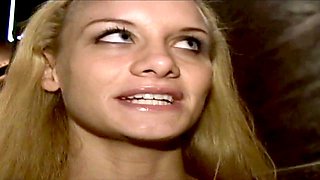 Leah Wilde gets penetrated in her tight pussy