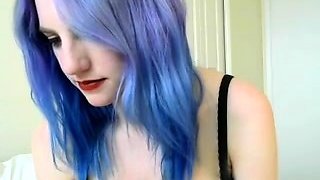 Brunette Solo Webcam Masturbation