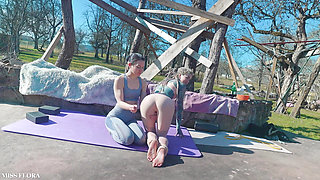JOI Voyeur Stretching in Yogapants with my tattooed friend Anuskatzz