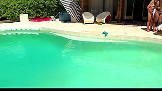 Pastel and I in the Pool at Portlock