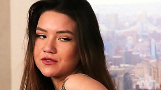 Greedy busty voyeur enjoys BBC job