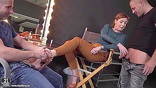 Mia Cruise - Backstage Penetration