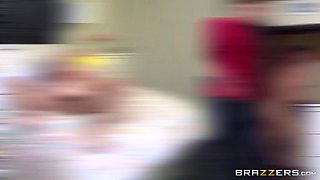 Pounding Piper With Tommy Gunn, Piper Perri, Eric John - Brazzers