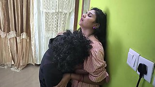 Vaishnavy and Sharun Raj Hot Soft Romance, Mallu Couple Hot Soft Romance with Boobs Press and Kiss, Step Sister Hot Boobs Kiss