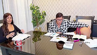 The Babysitter Didnt Notice! Fucking The Stepsister Is Better Than Doing Homework