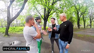 Sara Diamante Squirts as Four Guys Pound Her Tight Holes!