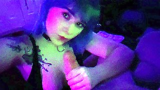 Hot amateur webcam teen masturbates for their fans