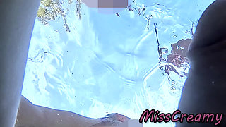 Flashing My Dick in Front of a Girl in Swimming Pool and Fucks Me - It's Very Risky with People Near - Misscreamy