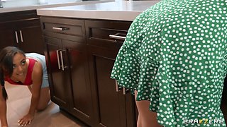 Incredible cutie and lesbian MILF sex filthy clip