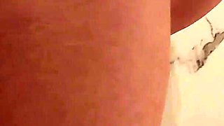 Shower dildo fuck Mama_Foxx94