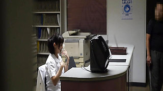 M913G09 An erotic nurse who indulges in masturbation in the office of the night shift!