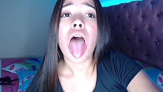 your step-daughter fuck pussy and anal, you find the video