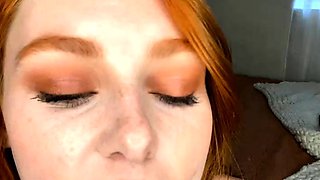 Beautiful wife masturbating show with webcam with toys