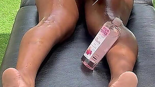 Sensual Poolside Massage Ignites Lesbian Passion / Wendy Nicolle