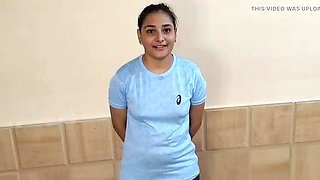 Desi Bhabhi Kamini Gives Hot Blowjob in Hotel Room - Big Ass & Big Cock Action