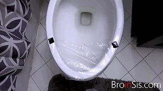 Stepsibling prank war- Daisy Lynne