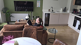 Creampie Stepmom While She Has Phone Sex