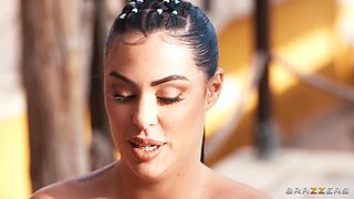 Hot MILF Sapphire Astrea porn emotional scene