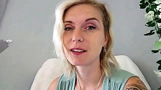 Lexi Snow - Boss Shrinks Her New Personal Assistant