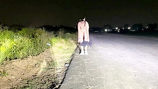 Indian Wife Fucked on Road by Bull - Nude Flashing on Road