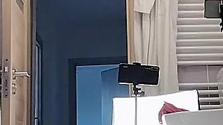 Sexy Wife Shaves Her Pussy Hair
