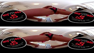 Rebecca Volpetti - Face Sitting 1 On 1 - Upskirt Fingering Shaved Pussy