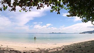 Amateur teen fucked outdoors