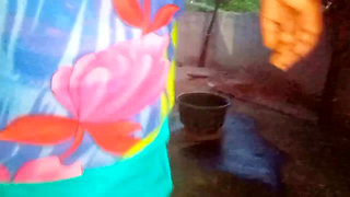Tamil - Dress Washing Housewife Aunty Sex