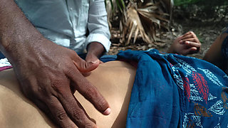 Outdoor Fucking with Divorced Aunty