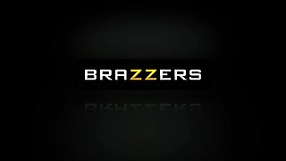 Two Milfs, One Cock With Diamond Foxxx, Holly Halston, Keiran Lee - Brazzers