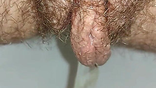 Housewife Pissing