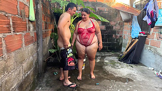 MY NEIGHBOR COMES INTO MY HOUSE SEES ME IN THE GARDEN THIS HAPPENED